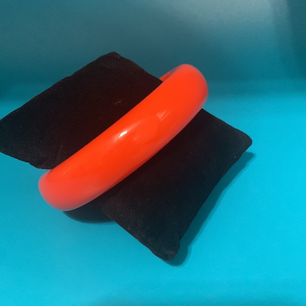 Chunky Orange Bakelite Bracelet - image 1